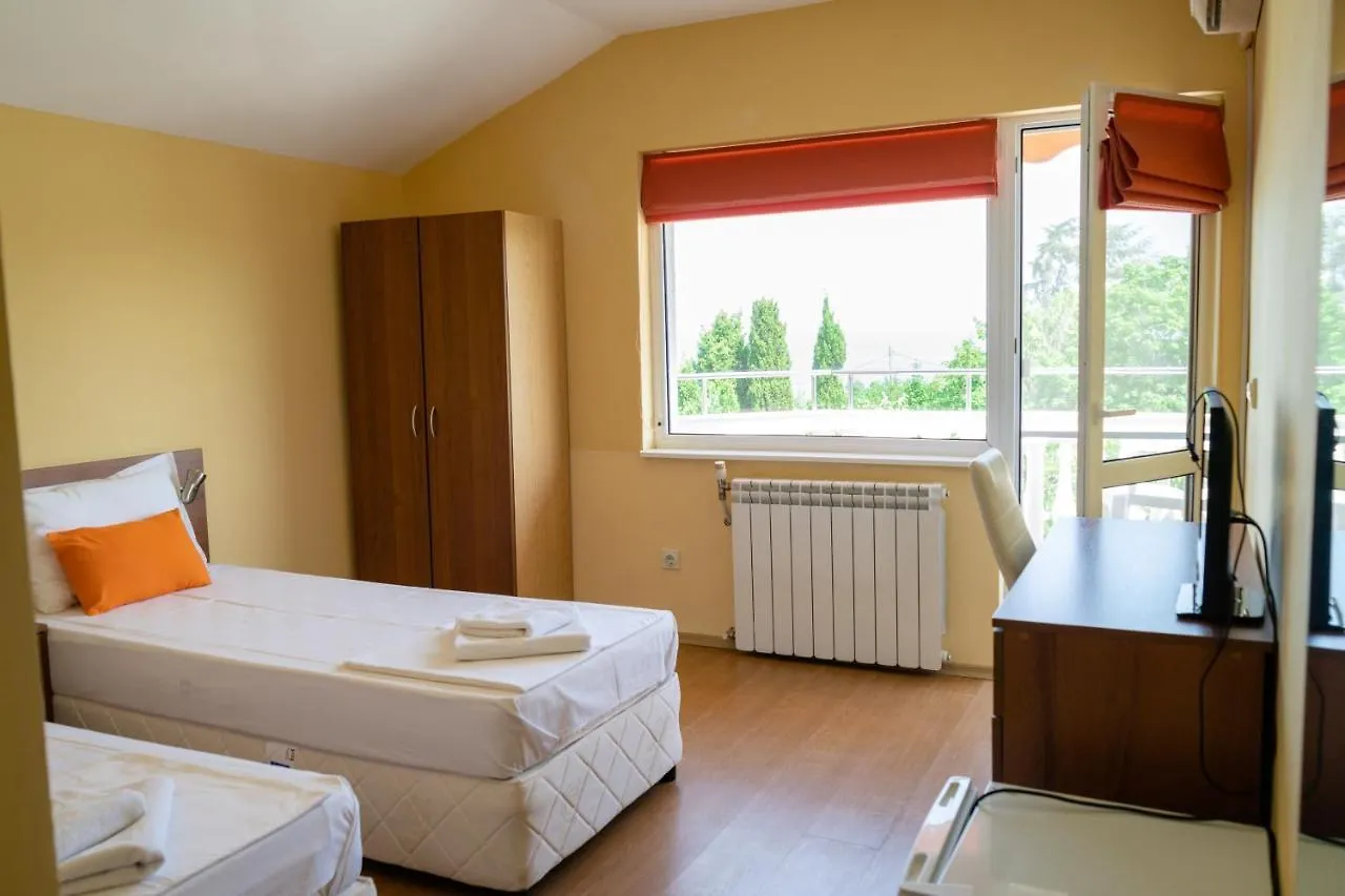 Guest house Къща За Гости Slav Hotel Varna Bulgaria